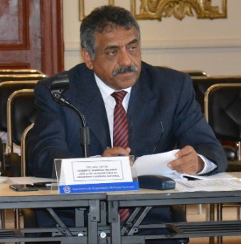 Roberto Edgar Mimbela Velarde